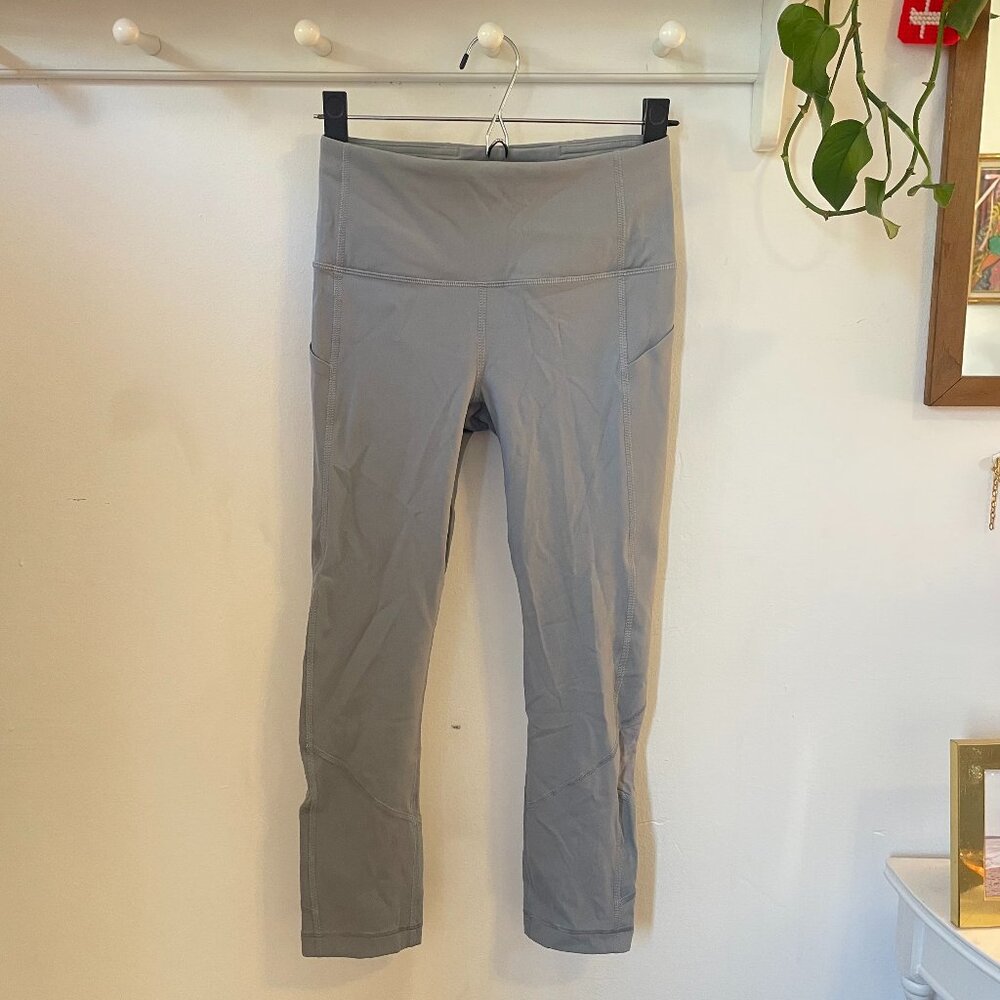 Lululemon High Rise Crop 21" Leggings with Pockets